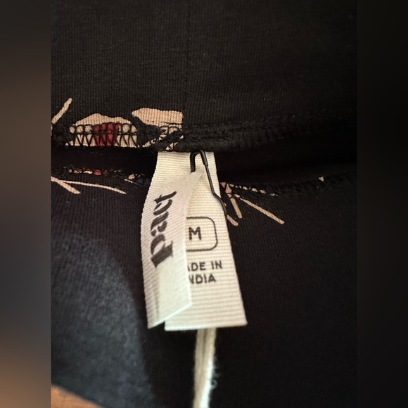 BRAND NEW FIT & FLARE MIDI SKIRT - Picture 2 of 3